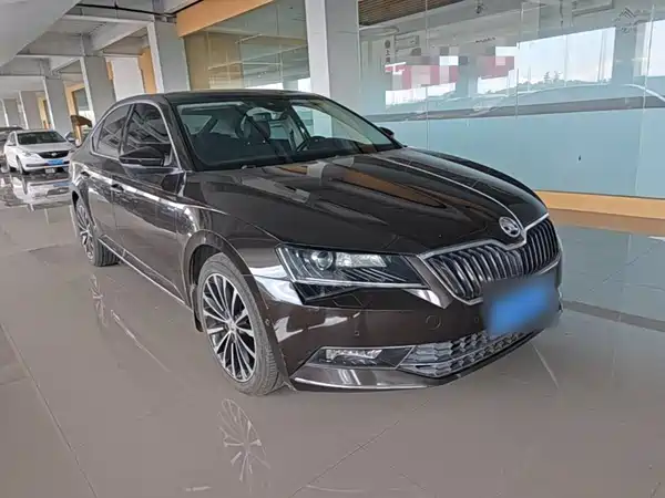 Skoda Superb 2016
