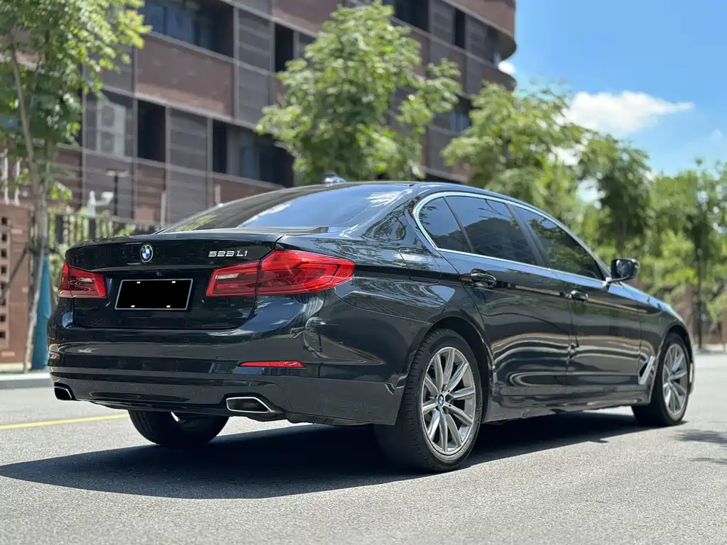 BMW 5 Series 2017