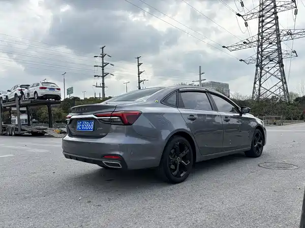 Roewe i6 MAX 2021