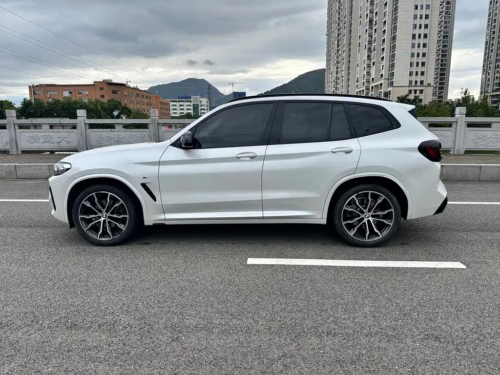 BMW X3 2022 — фото 3