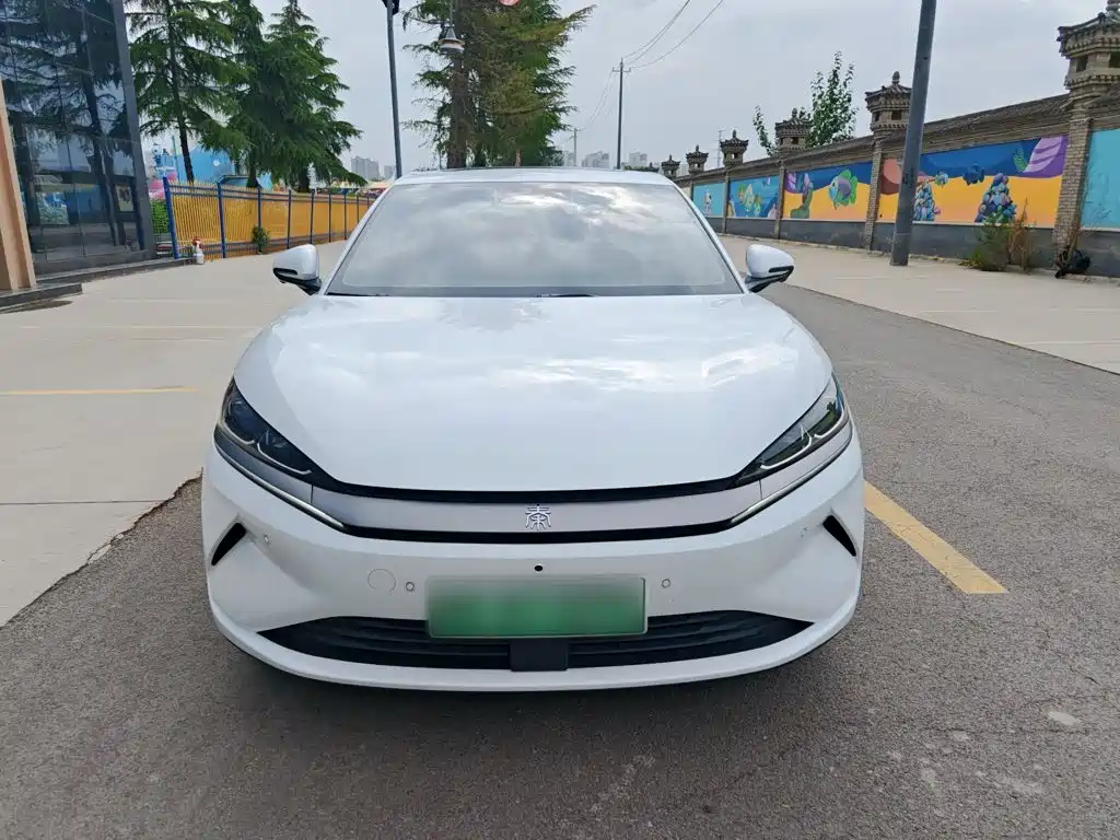 BYD Qin L 2025 — фото 3