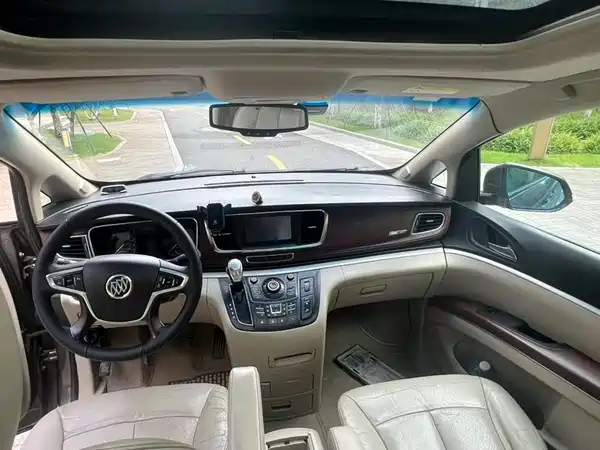 Buick GL8 2014