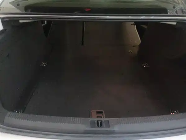 Audi A4L 2014