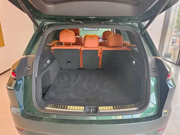 Li Auto L7 2025