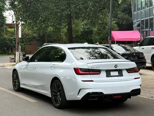 BMW 3 Series 2022