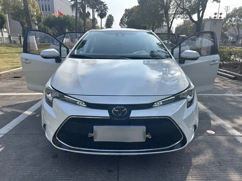 Toyota Levin 2019 — фото 1