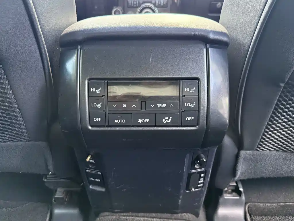 Toyota Prado 2016 — фото 19