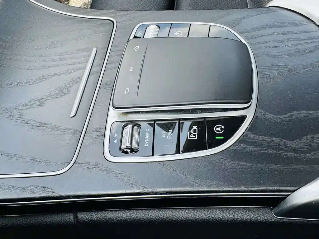 Mercedes-Benz C-Class 2021 — фото 14