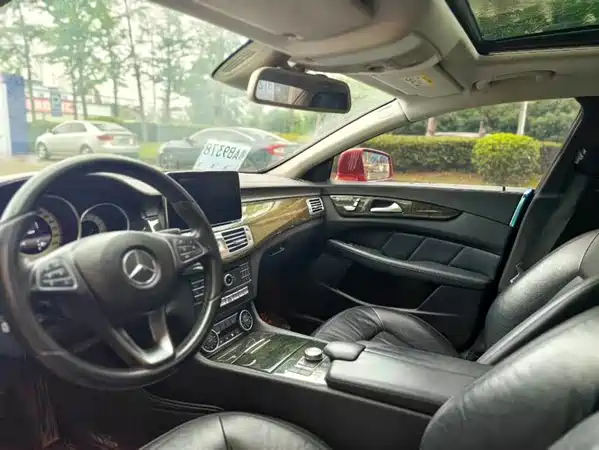 Mercedes-Benz CLS 2015