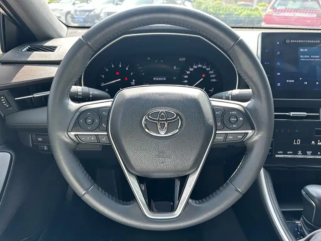 Toyota Avalon 2023 — фото 23