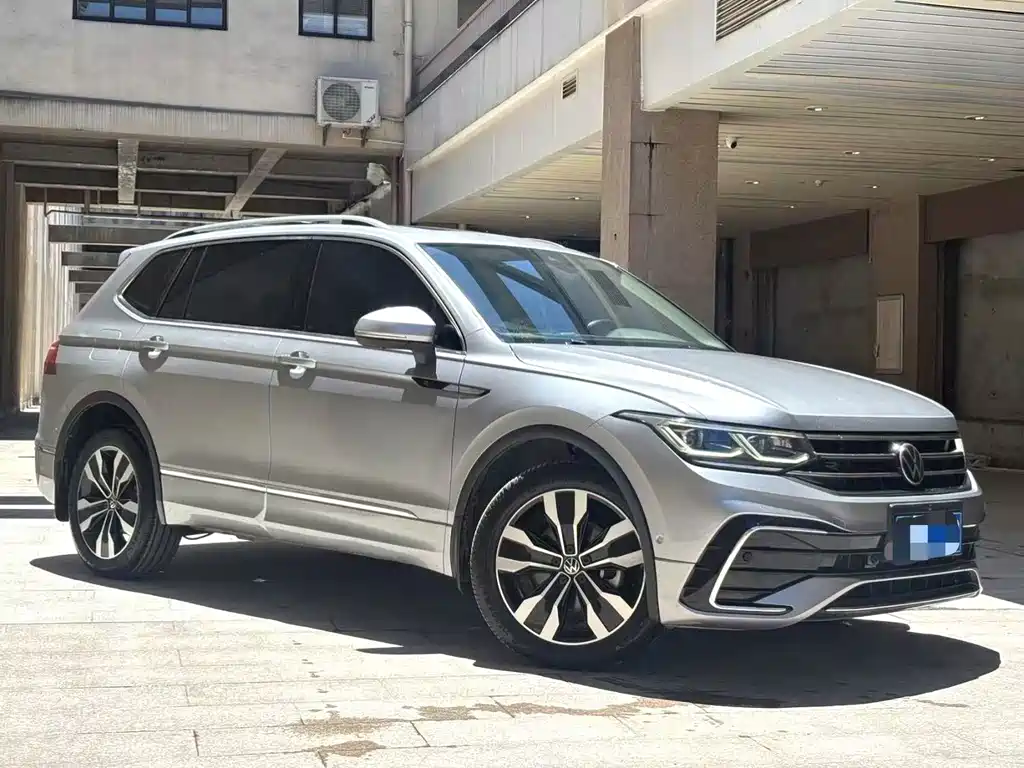 Volkswagen Tiguan L 2021 — фото 6