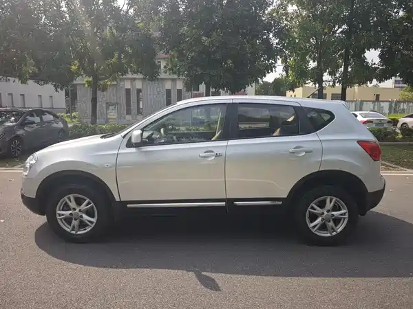 Nissan Qashqai 2012