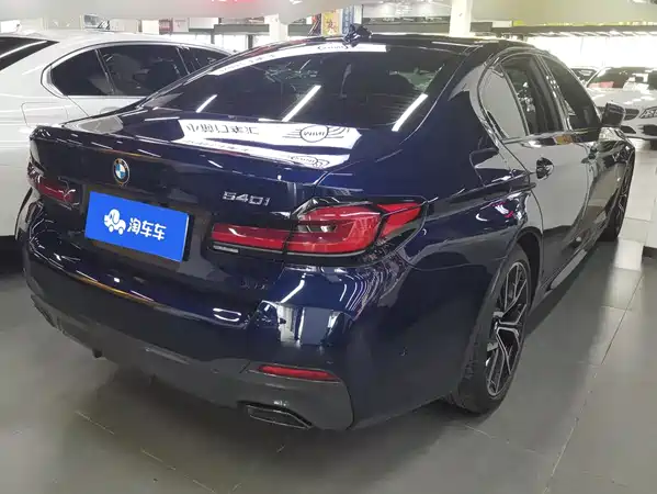 BMW 5 Series 2023