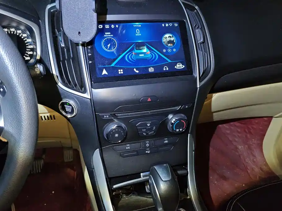 Ford Edge 2016 — фото 13