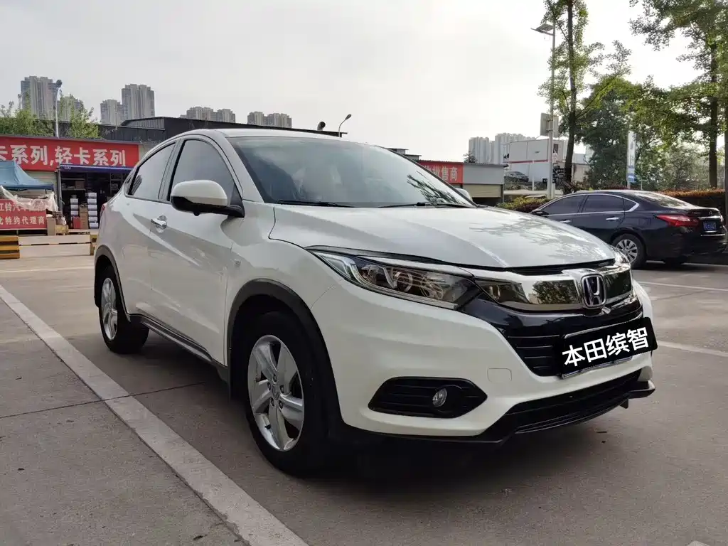 Honda Vezel 2022 — фото 1