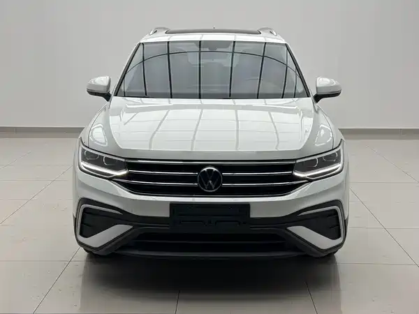 Volkswagen Tiguan L 2023