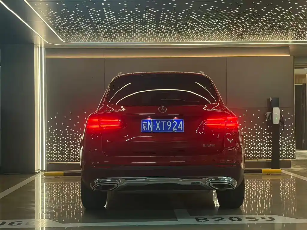 Mercedes-Benz GLC 2016 — фото 18