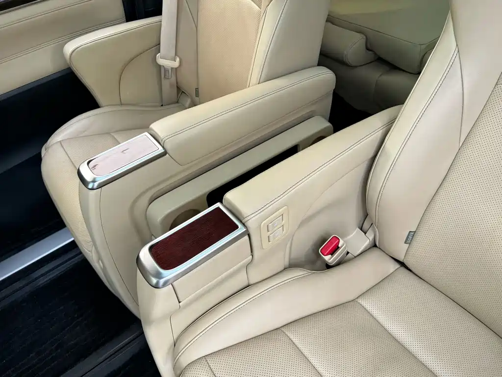 Toyota Alphard 2016 — фото 6