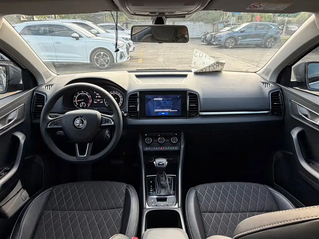 Skoda Karoq 2020 — фото 15
