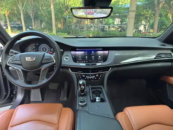 Cadillac CT6 2019