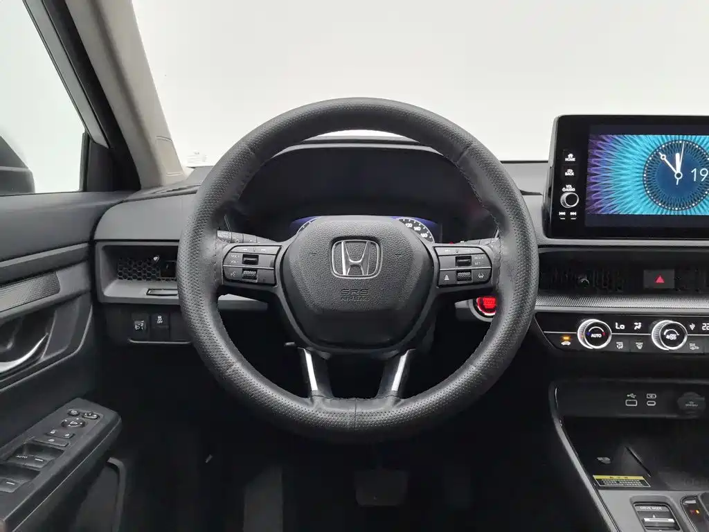 Honda CR-V 2023 — фото 11