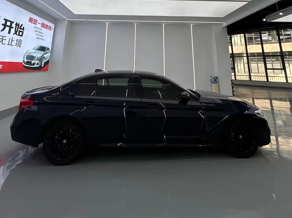 BMW 5 Series 2020