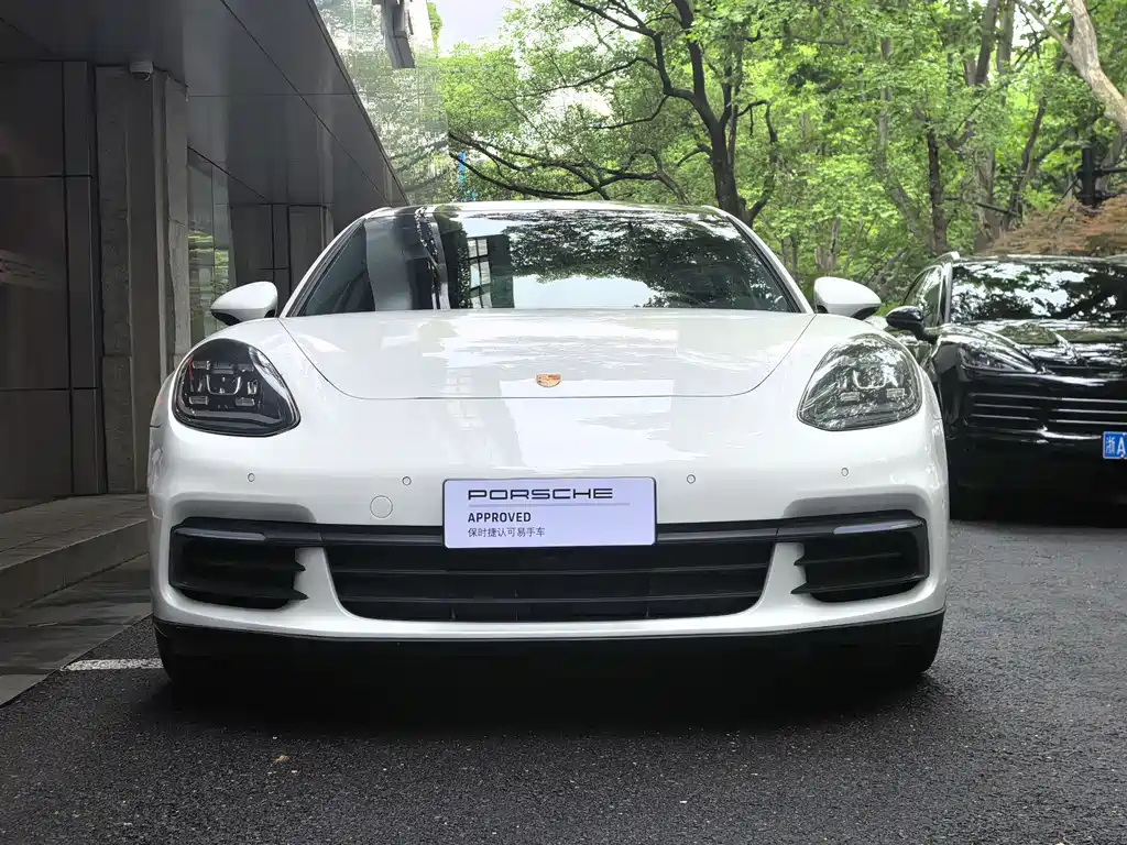 Porsche Panamera 2018 — фото 2