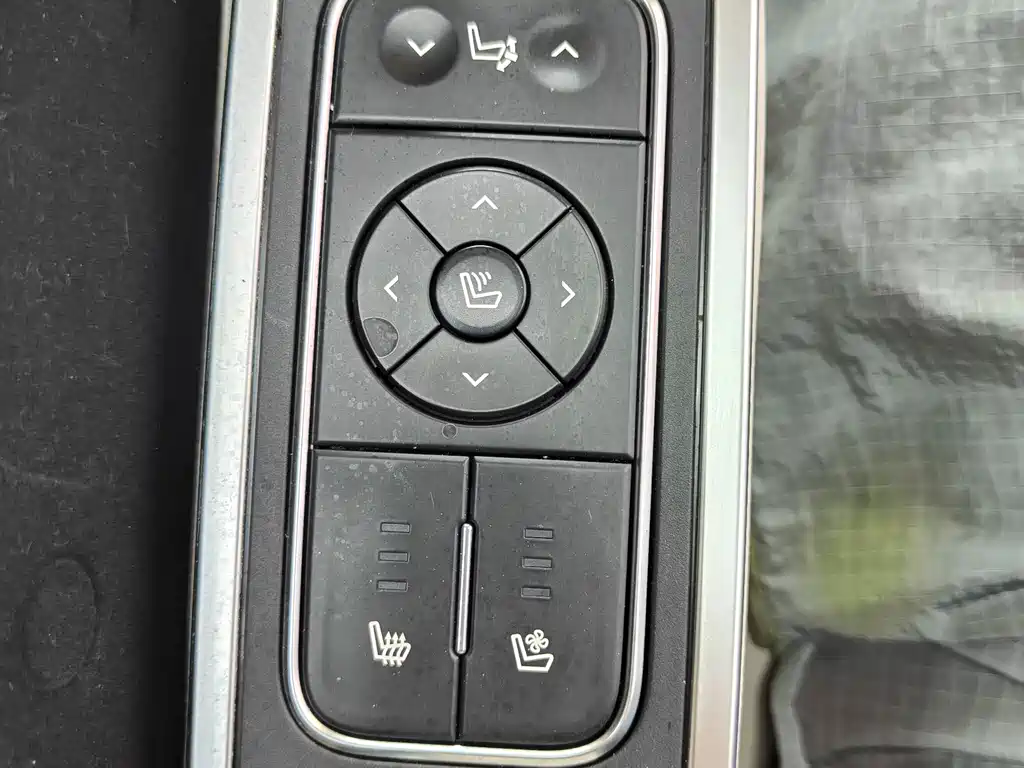 GAC Motor Trumpchi M8 2018 — фото 10