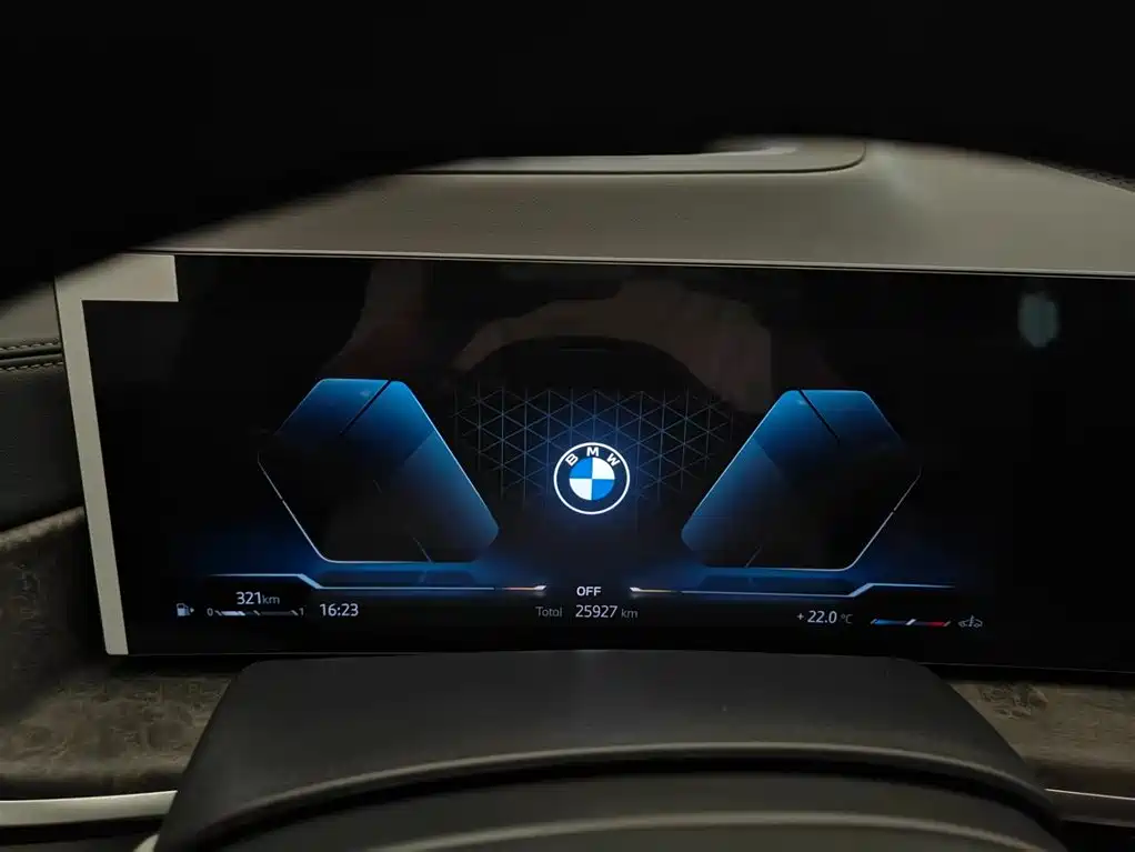 BMW X5 2024 — фото 25