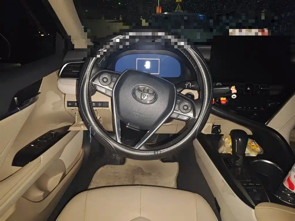 Toyota Camry 2021 — фото 11