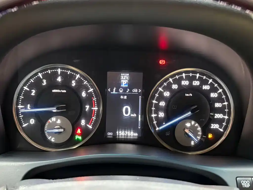 Toyota Alphard 2015 — фото 13