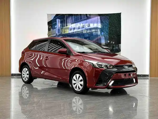 Toyota Yaris L 2020