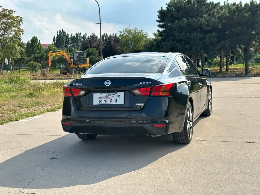 Nissan Teana 2021