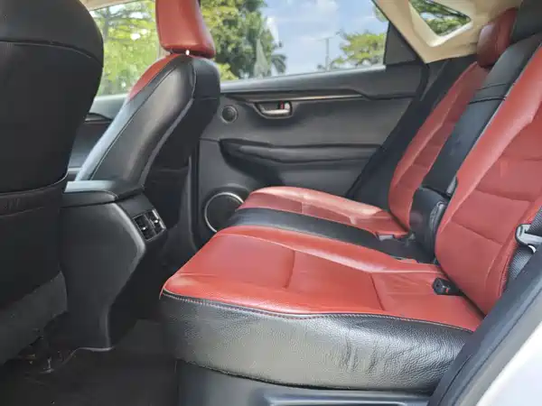 Lexus NX 2015