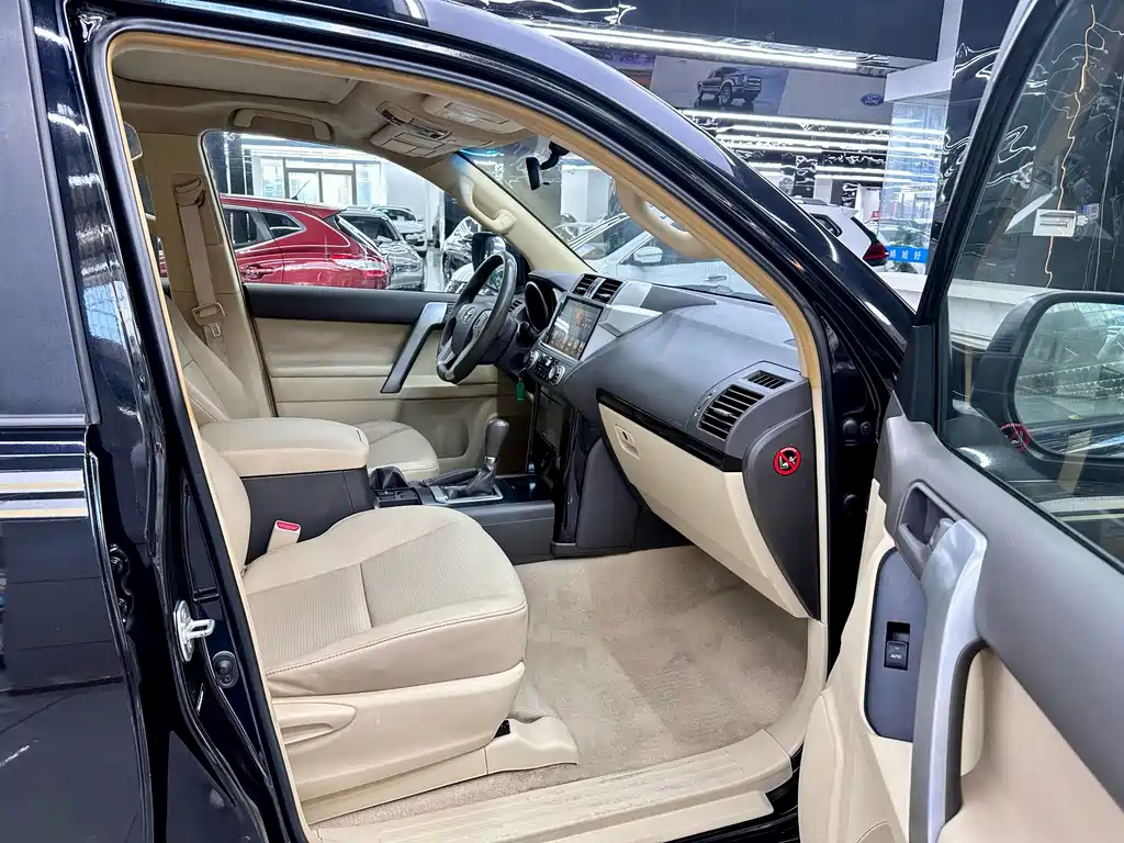 Toyota Prado 2018 — фото 18