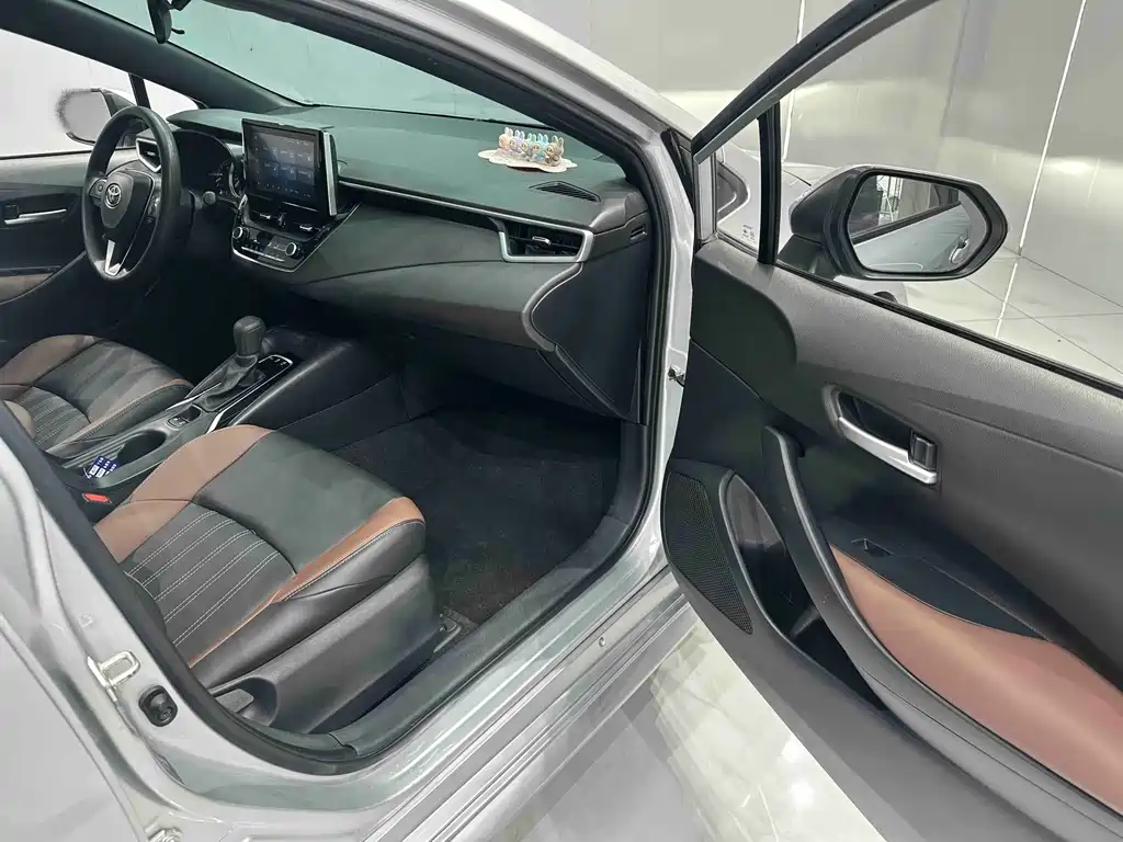 Toyota Levin 2022 — фото 19