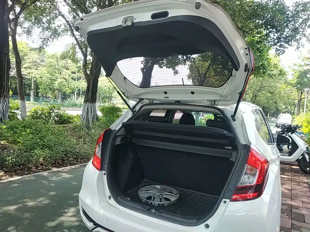 Honda Fit 2019 — фото 19
