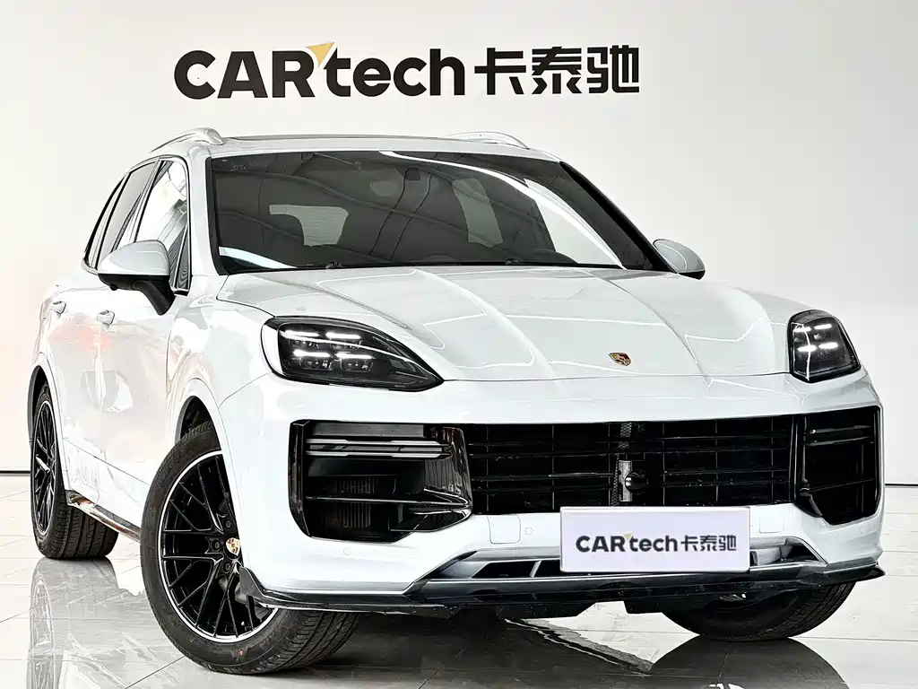 Porsche Cayenne 2012 — фото 1