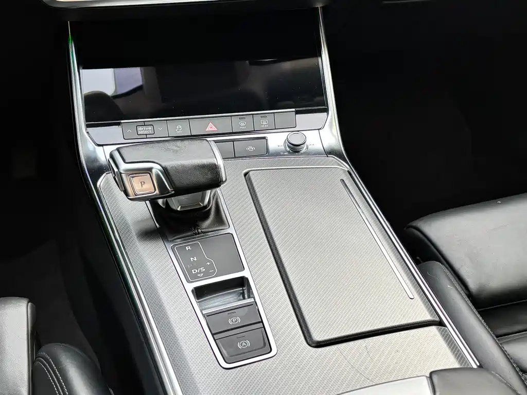 Audi A7 2021 — фото 15