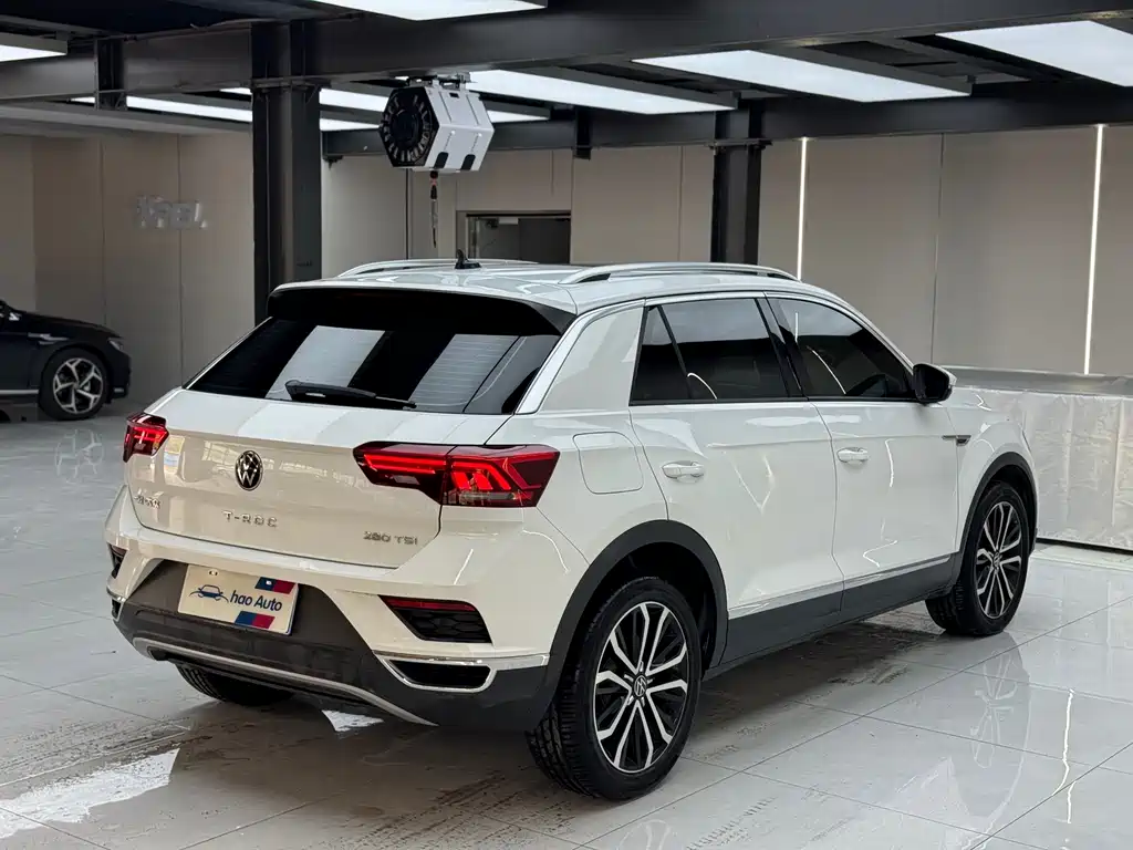 Volkswagen T-Roc 2021 — фото 6