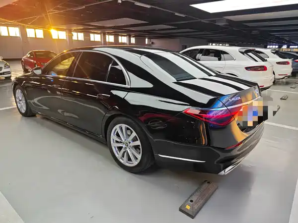 Mercedes-Benz S-Class 2025