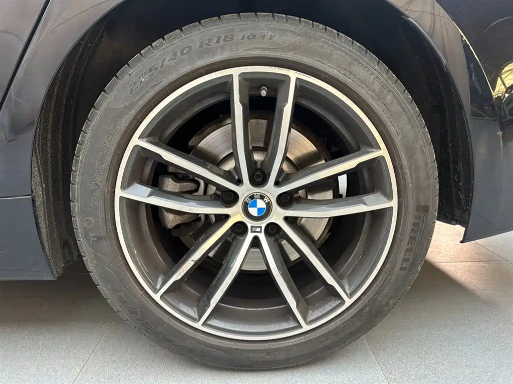 BMW 5 Series 2023 — фото 18