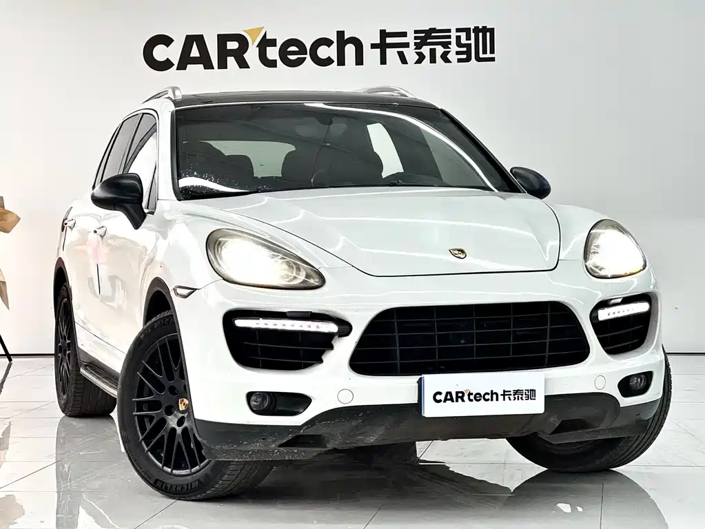 Porsche Cayenne 2013 — фото 1