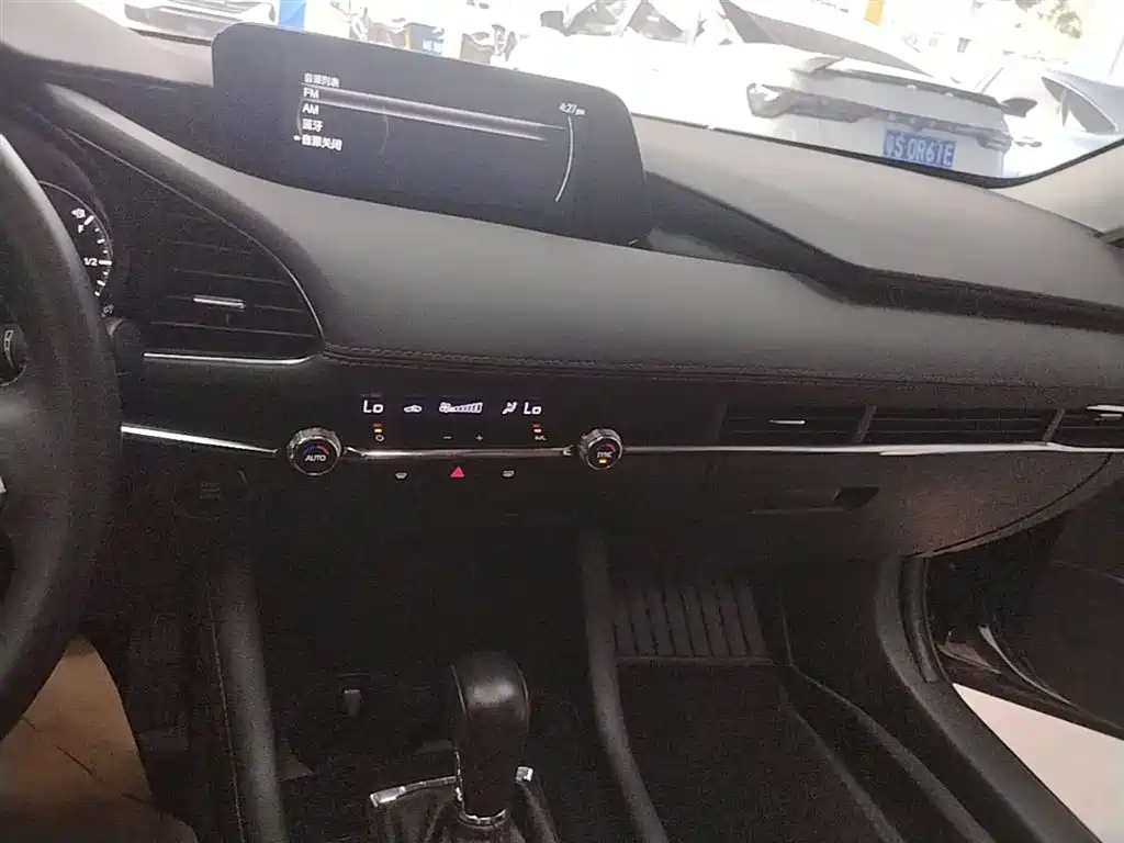 Mazda 3 Angkesela 2023