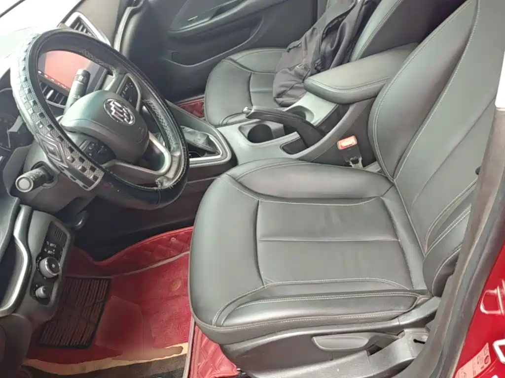Buick Excelle 2017 — фото 15