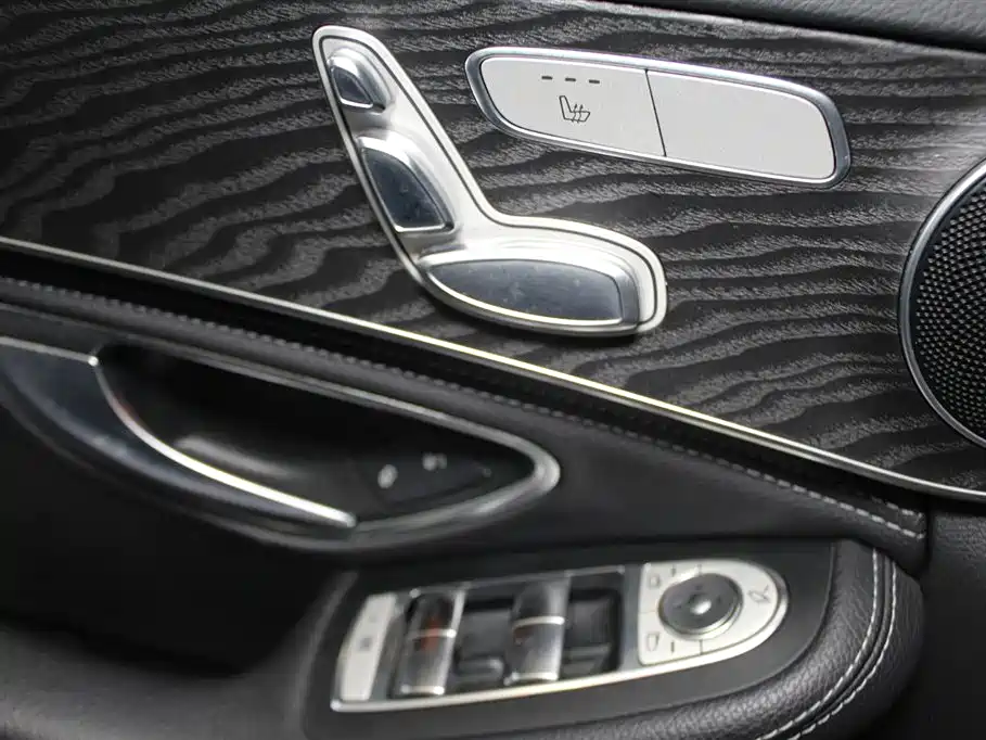 Mercedes-Benz C-Class 2019 — фото 14