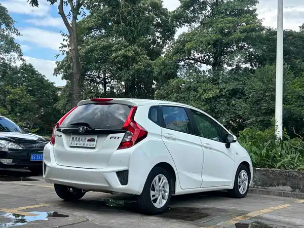 Honda Fit 2015