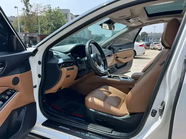 Nissan Teana 2024