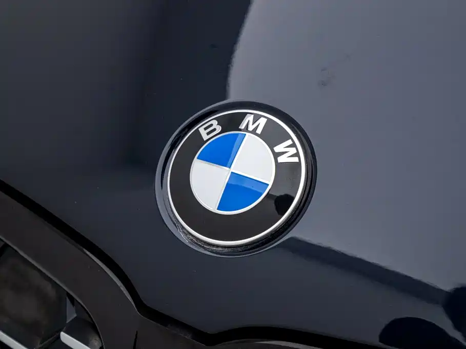 BMW 3 Series 2023 — фото 20