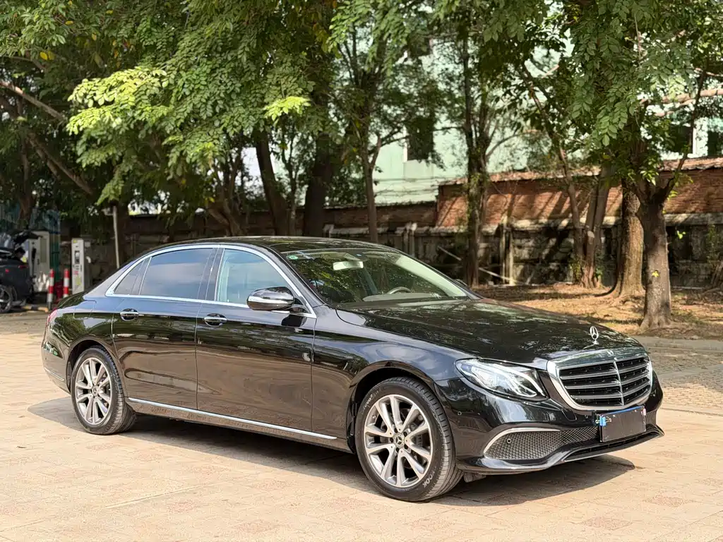 Mercedes-Benz E-Class 2020 — фото 3
